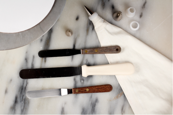 tools for frosting